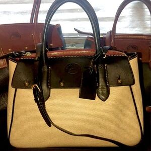 "Dooney & Bourke" Panama Wilson Satchel